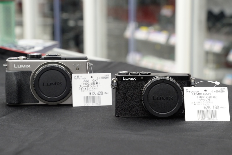 ミラーレスカメラにはお買い得品が多い。例えばカメラ女子の最初の1台などにもおすすめ。