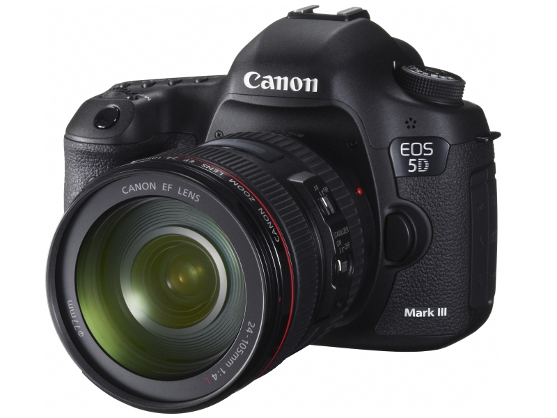 EOS最多画素数の「EOS 5D Mark III」（有効2,230万画素）