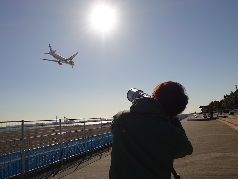 三脚があると「待ち」の撮影が楽になる。重量級のレンズともなればなおさらだ。