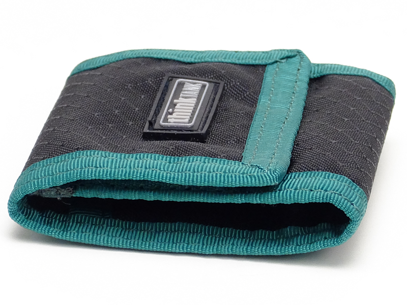 いずれも使用しないときは薄くたためるのも良い