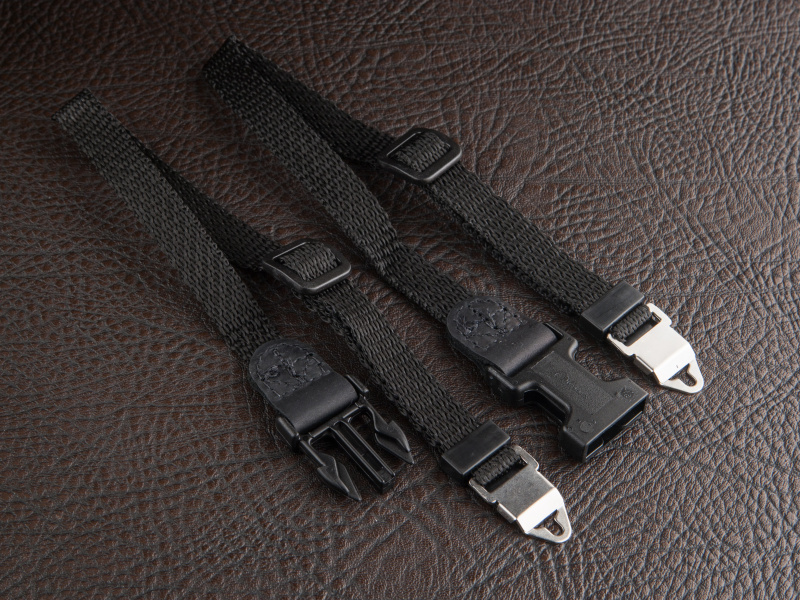 オプテックのシステムコネクタースーパープロAは実勢価格1,800円程度だ