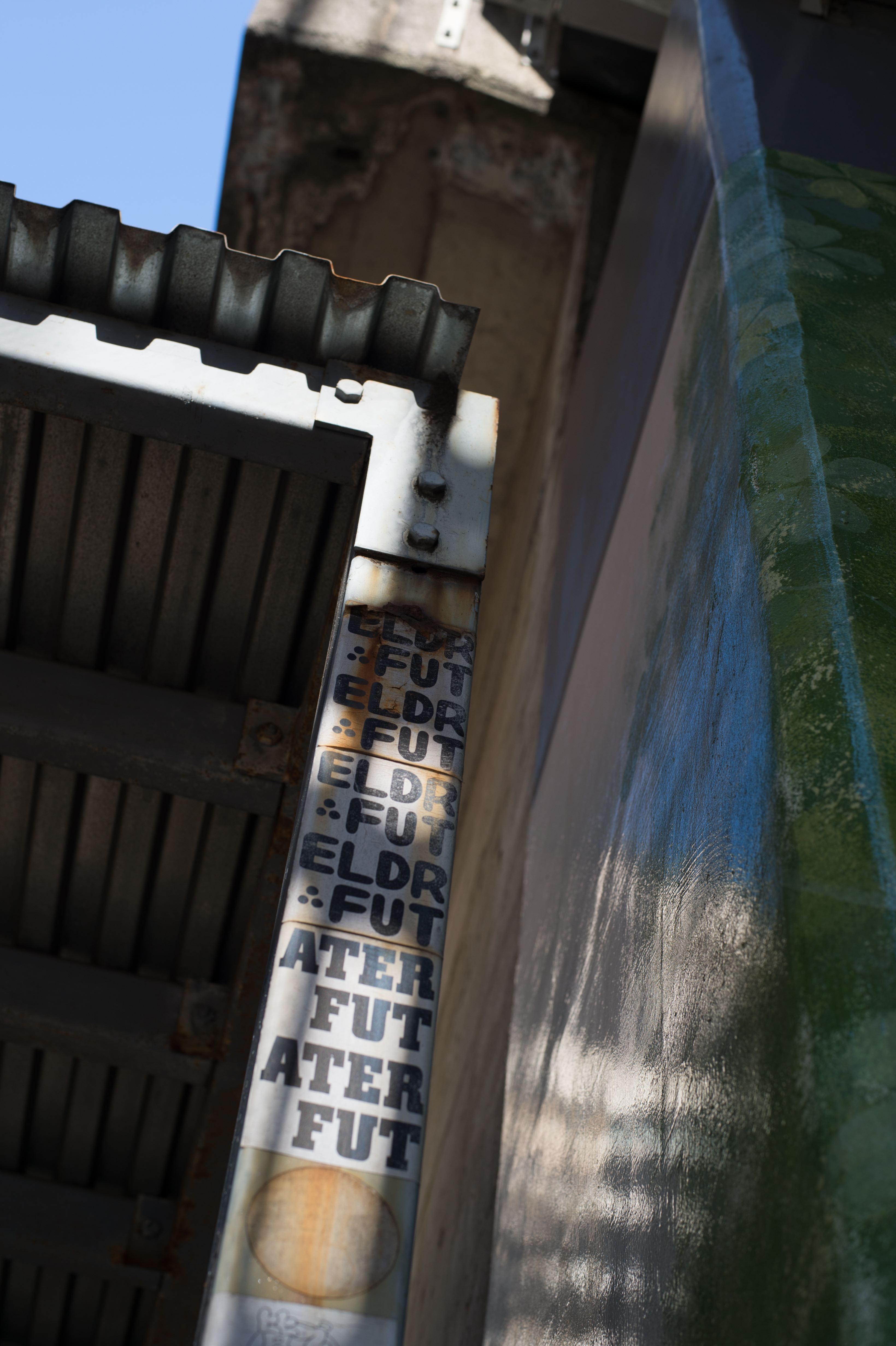 Nikon Df / Planar T* 50mm F1.4 / 1/100秒 / F5.6 / -0.67EV / ISO100 / WB:オート