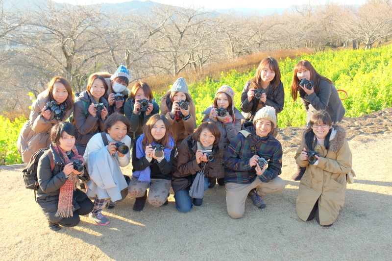 神奈川県・吾妻山の頂上でむらいさち先生と一緒にパチリ♪