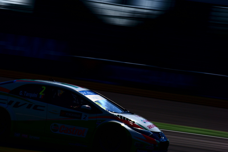 1/60秒 / F29 / ISO64 / ソニーα99 / 210mm