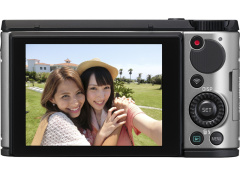 CASIO - カシオ　デジカメ　自撮り　スマホ自動転送 スマホへ写真をオート送信！自撮り特化のデジカメが便利すぎ