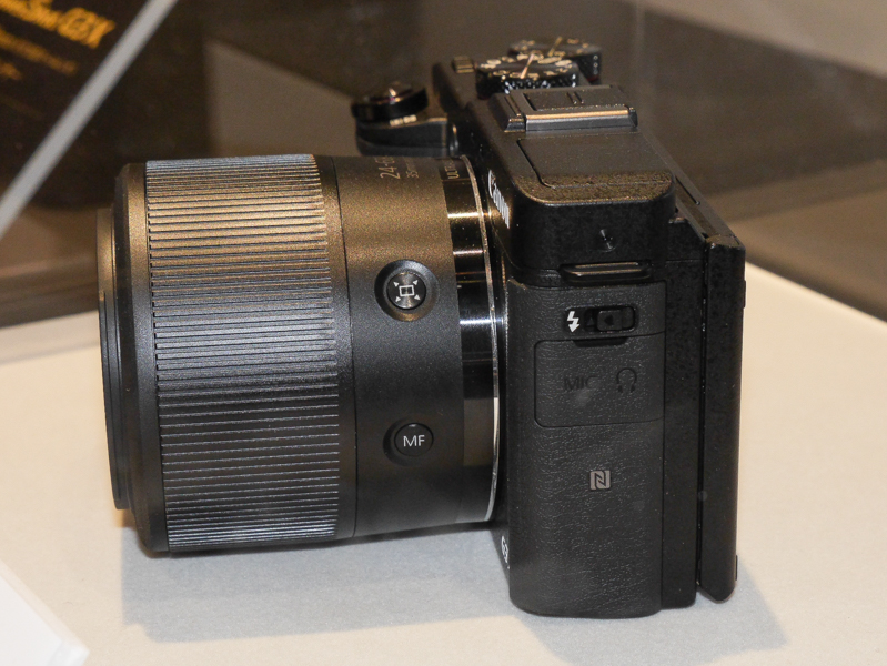 NFCのマークが見える