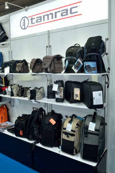 ケンコーが長年扱っているTamracとgura gear各バッグも