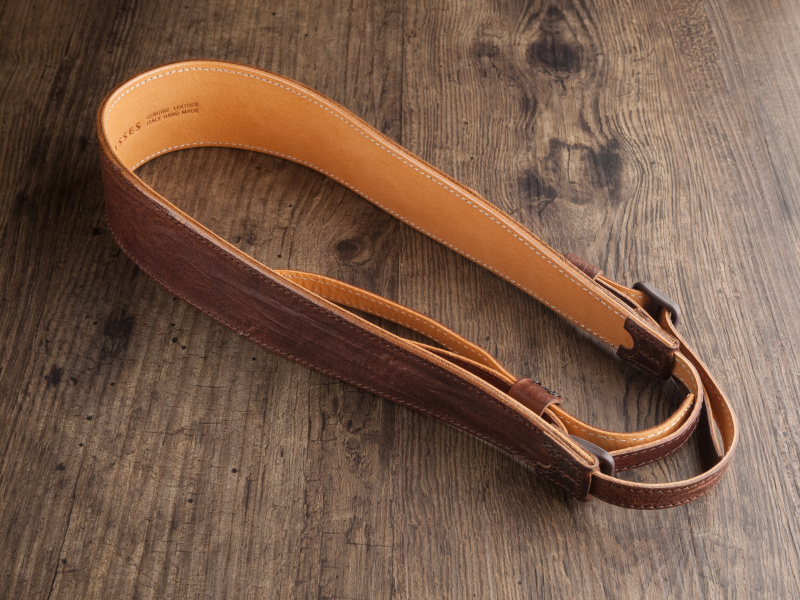 ユリシーズのクラシコ・グランデ シロッコは税込9,720円。やわらかいレザーを用いている