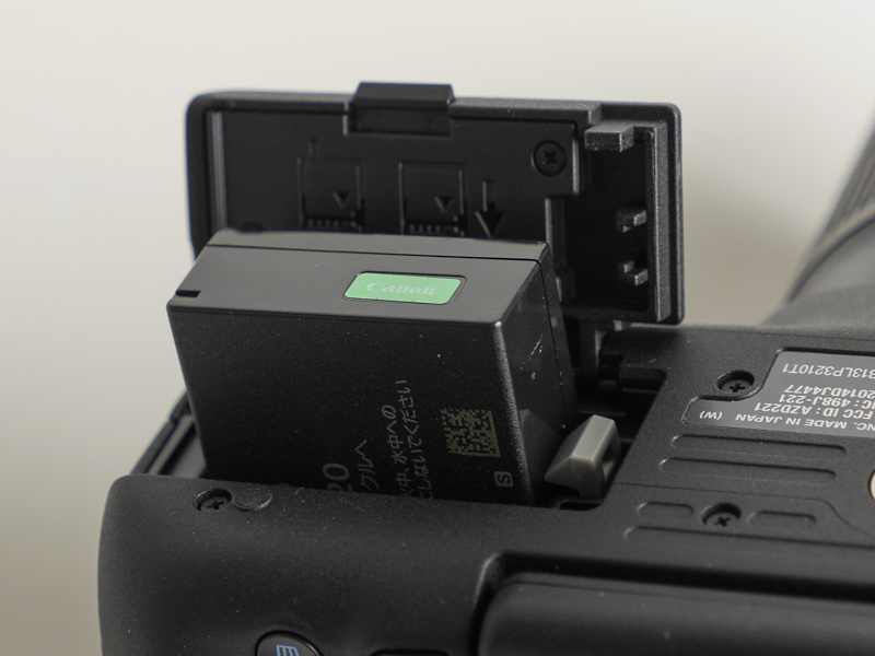 バッテリースロット