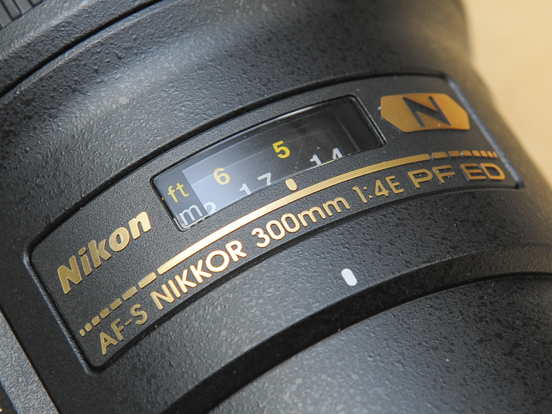 ナノクリスタルコートはゴースト低減のために採用している