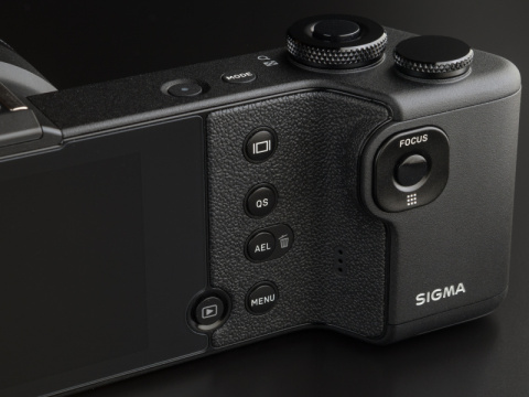 新製品レビュー：SIGMA dp3 Quattro（外観・機能編） - デジカメ