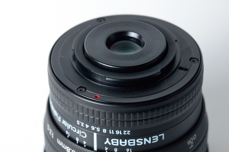 絞り制御は絞り環で行う。ボディ側には連動しない