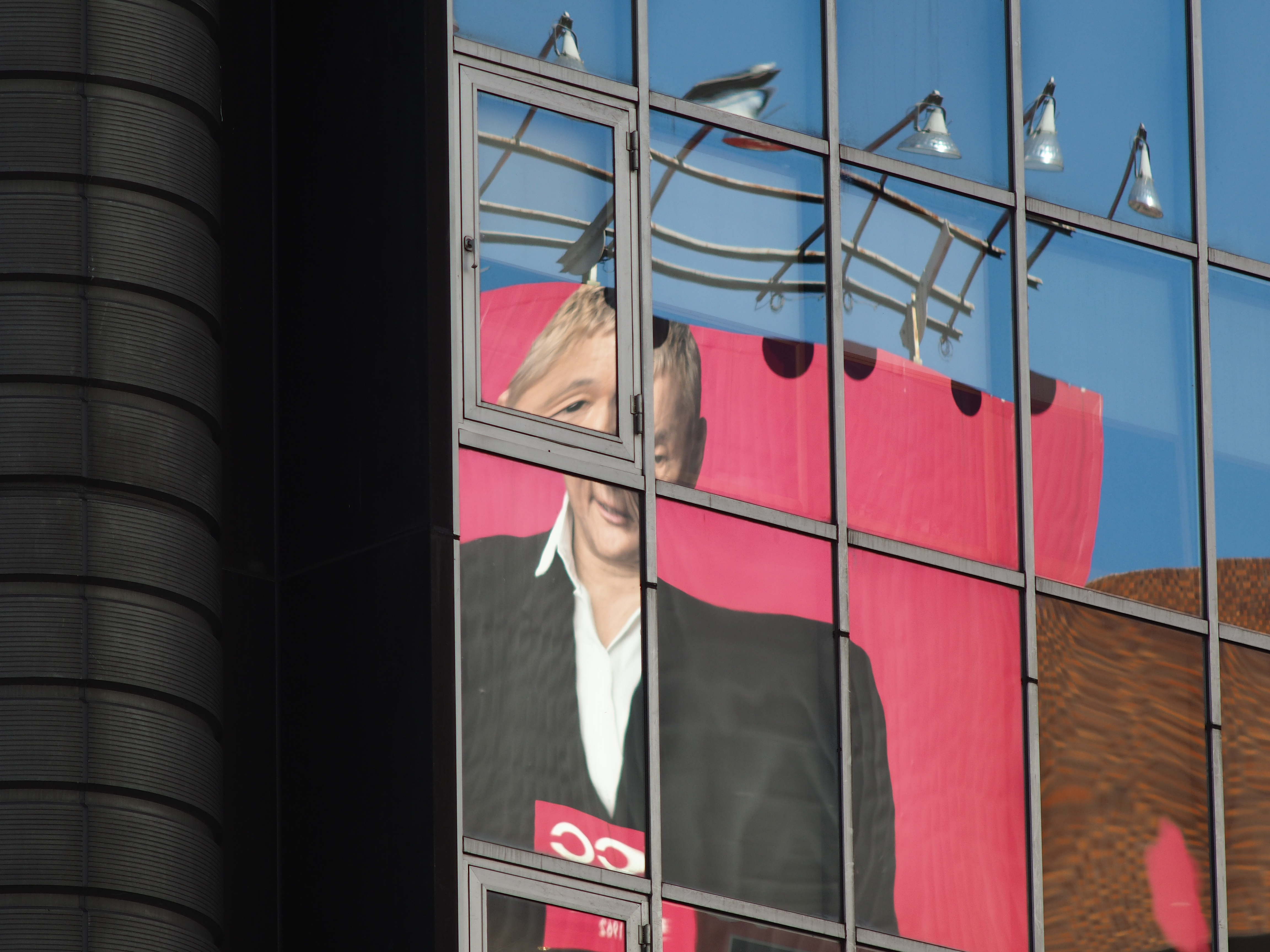 E-M1 / Carl Zeiss Jena 180mm f2.8 / 1/800秒 / F5.6 / 0EV / ISO200 / 絞り優先AE