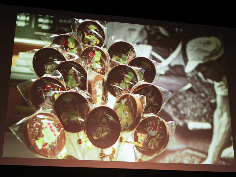 妻夫木さんは、撮影の合間にはパリの街に繰り出して撮影を楽しんだとのこと。こちらは街中で撮った1枚