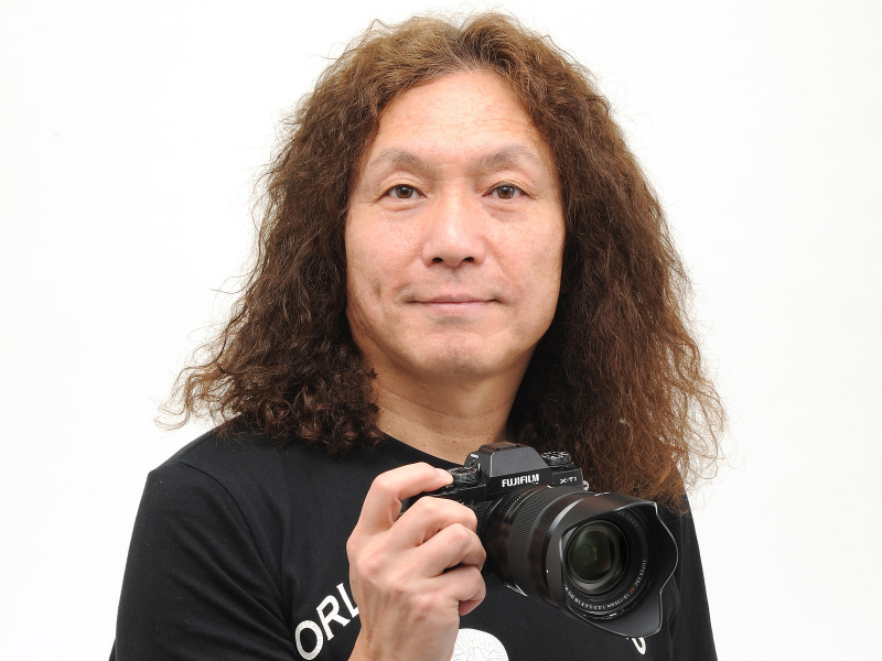 写真家 藤田一咲さん「快適な撮影で心にゆとり与えてくれるカードです」