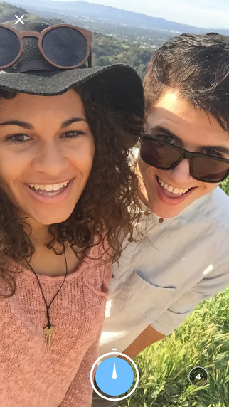 PHOTO BOOTHの撮影画面。右下の数字で撮影枚数を選ぶ