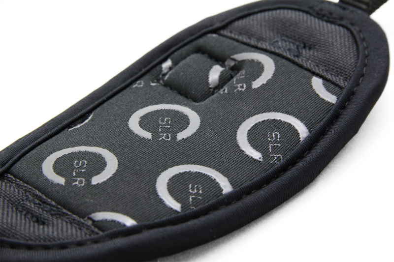 すべり止めパターンを施した