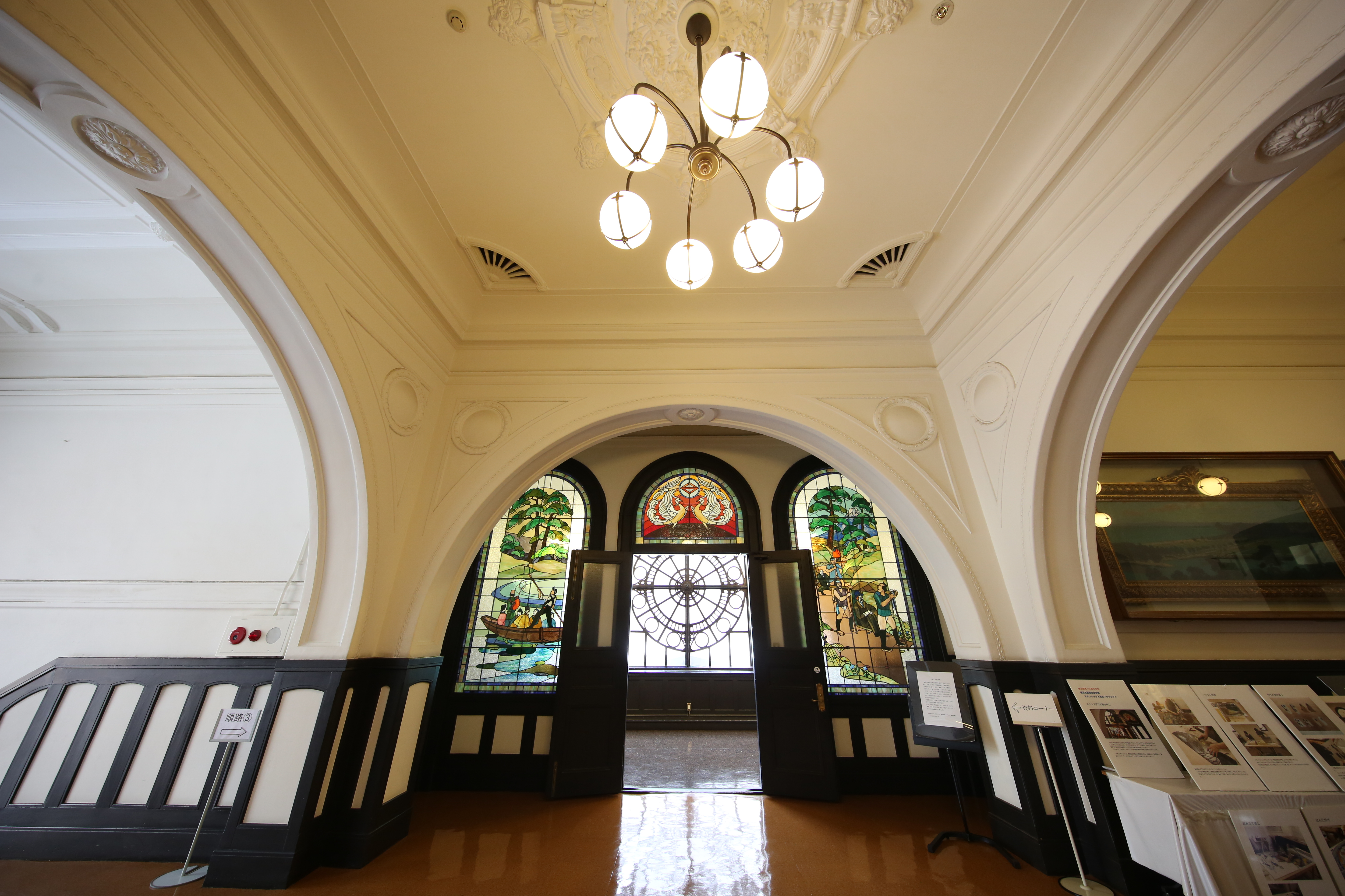 EOS 5D Mark III / 1/30秒 / F5.6 / +0.7EV / ISO1250 / 絞り優先AE / 11mm