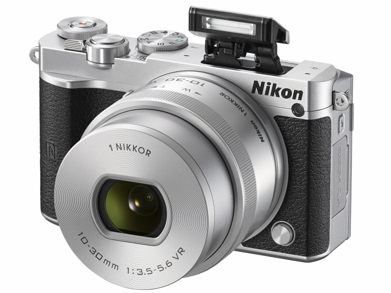 内蔵ストロボを備える