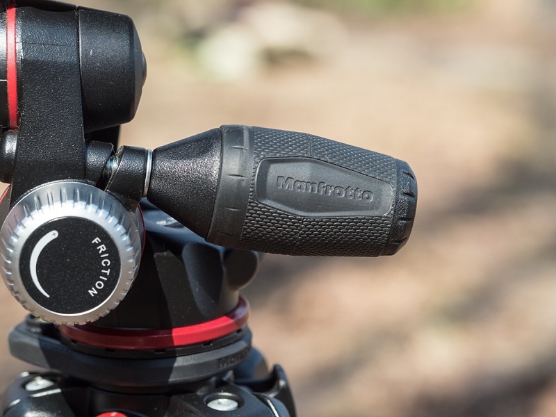 2本のパン棒は伸縮式で、携帯時には短くしておける。3ウェイなのにかさばらないのはいい。