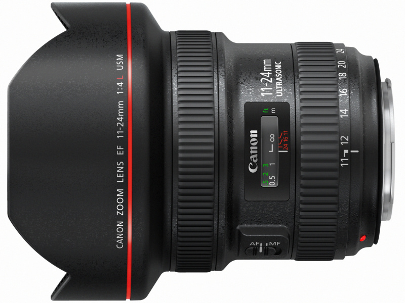新対応機種に含まれるEOS M3（左）とEF11-24mm F4L USM（右）