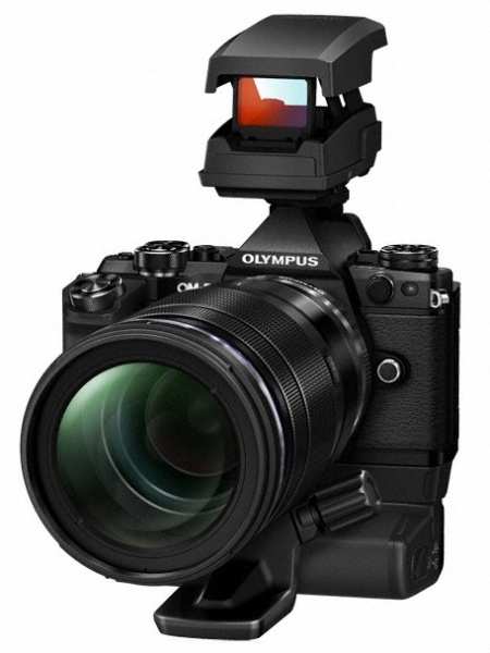 OM-D E-M5 Mark IIへの装着例