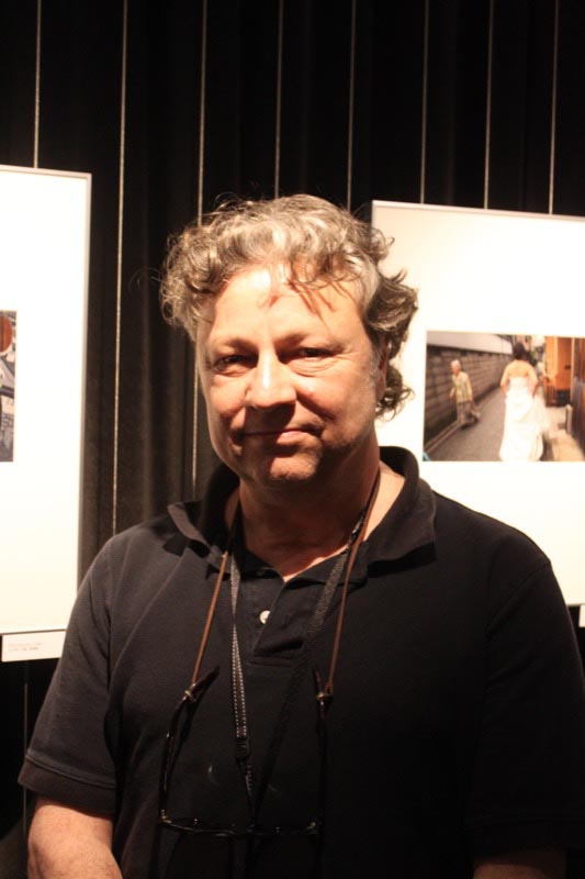 来日したミシャ・アーウィットさん。ギャラリートークショーを行った