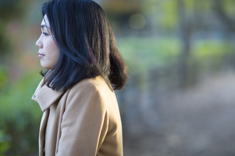 <strong class="">暗い場所ならシャッター速度を優先してF1.6に設定する</strong><br class="">光量の少ない場面でも、F1.6まで絞りを開ければ1/125秒のシャッター速度を得ることができるので、手ブレせずに撮影できる。