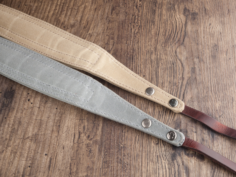 THE LIMAは細身のショルダーパッドを採用。ミラーレスと好相性なサイズ感だ