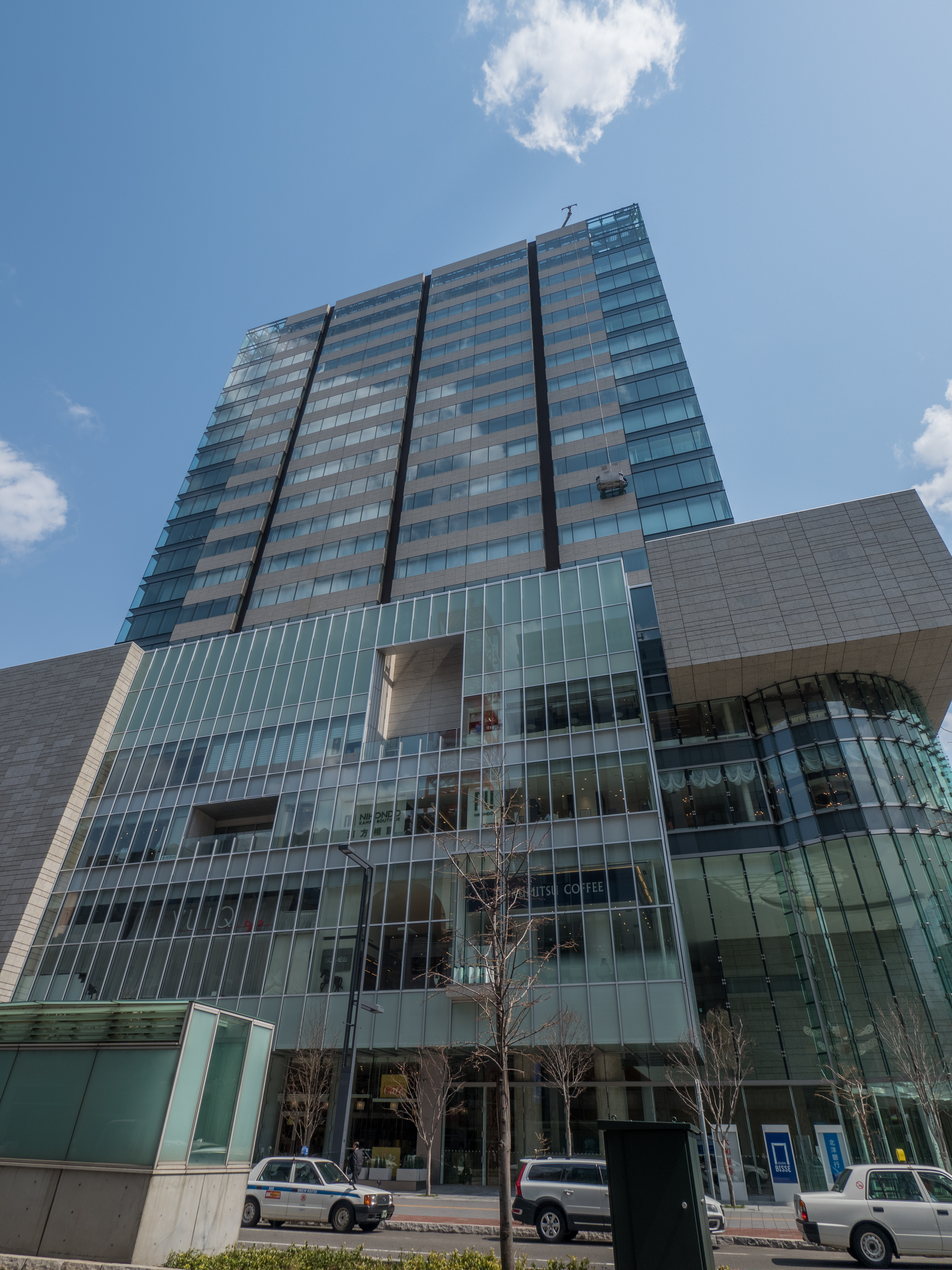 出力画像。ゴーストはほとんど分からないが、あると知っていてみると、うっすらとエッジの一部が見えている。