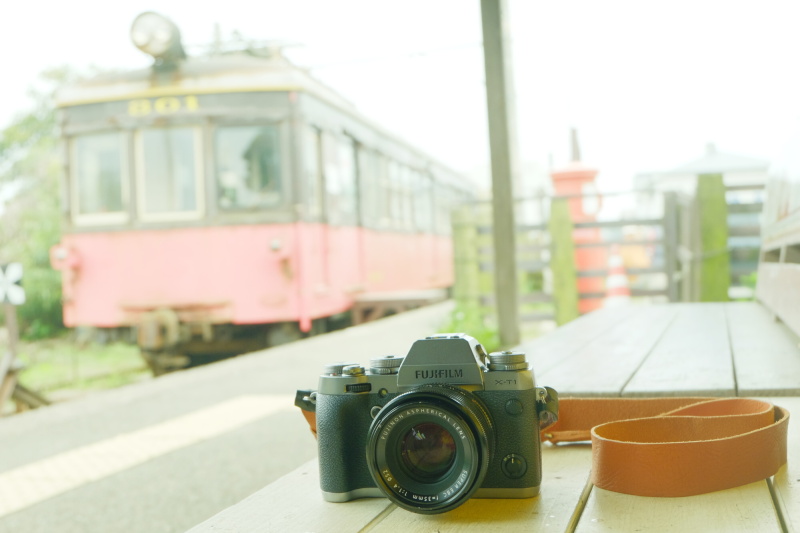 いちばん人気のX-T1。外川駅のホームで撮影。