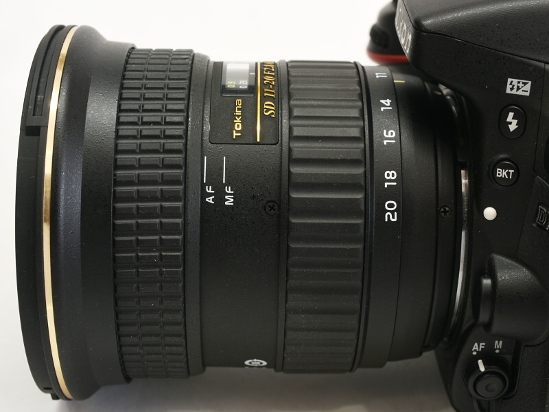 ピントリングを被写体側にスライドさせるとAFとなる。このときピントリングはフリーの状態となる