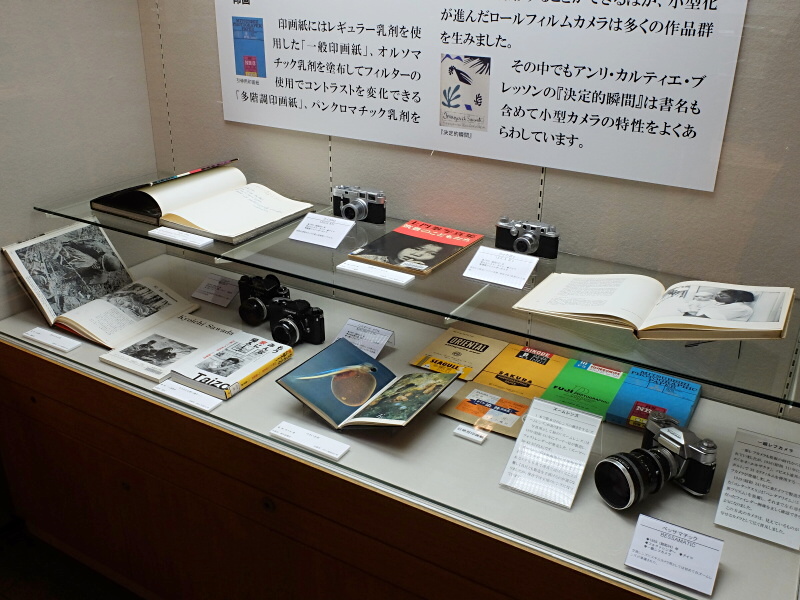 ロールフィルムカメラの一例