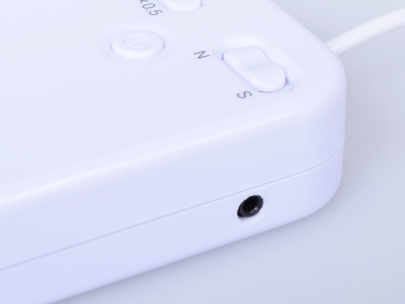 オートガイダー用接続ポートを装備