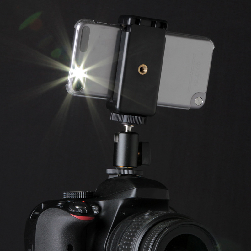 スマートフォンのライトを使う際にも利用できる