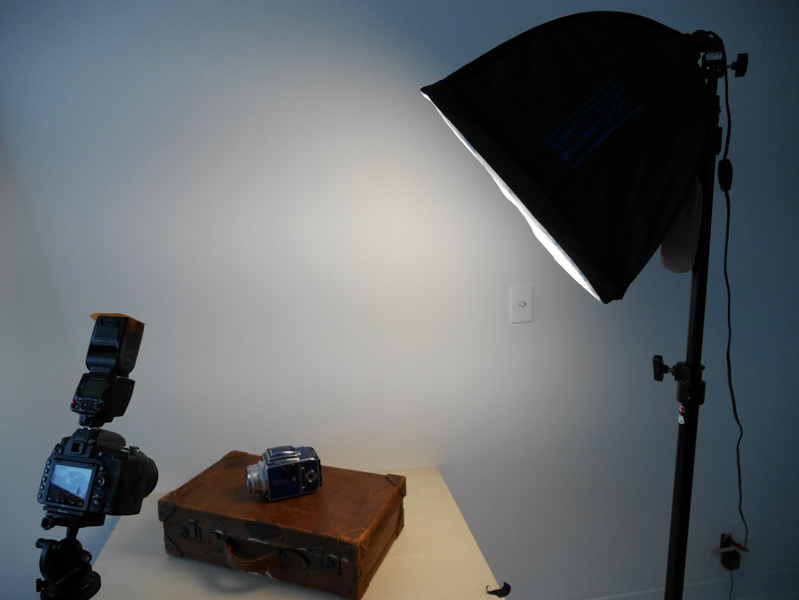 このようなミックス光の条件で撮影してみる。