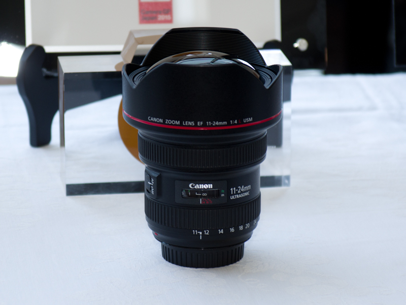EF 11-24mm F4L USM（キヤノン）