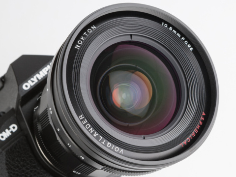 交換レンズ実写ギャラリー：NOKTON 10.5mm F0.95 - デジカメ Watch