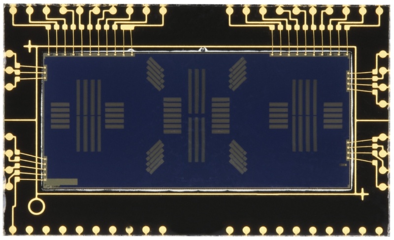 61点高密度レティクルAFのセンサー
