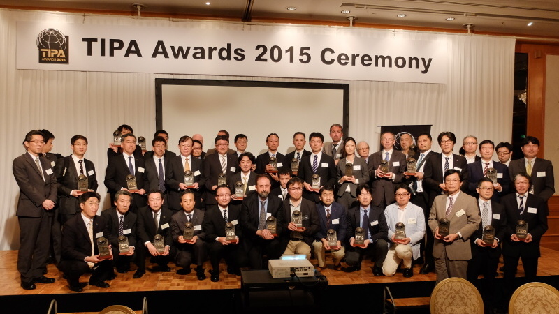 セレモニーでの記念撮影