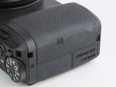 新製品レビュー：RICOH GR II（外観・機能編） - デジカメ Watch Watch