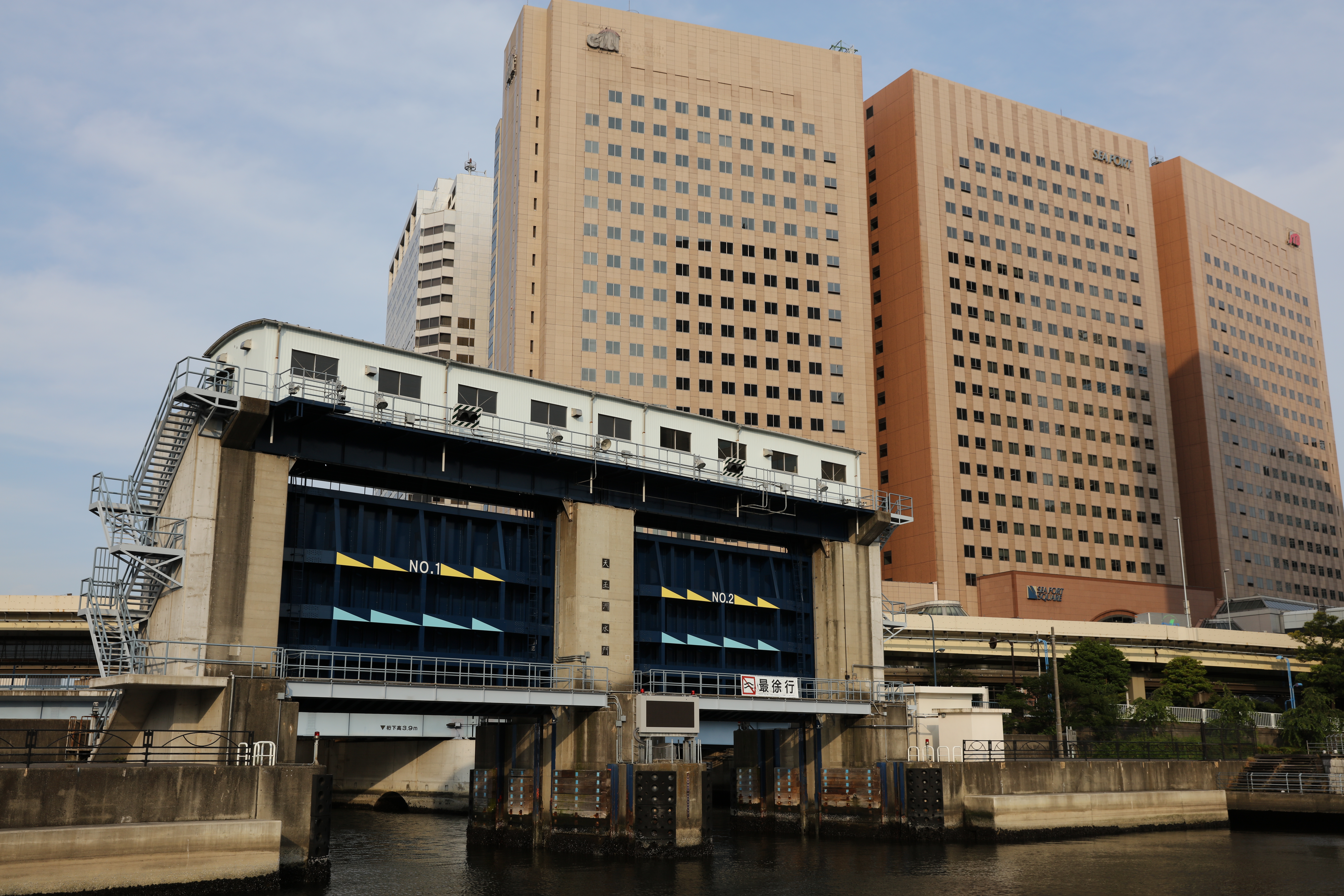 EF24-70mm F2.8L II USM・F8・1/250秒・WBオート・ISO100・JPEG・スタンダード