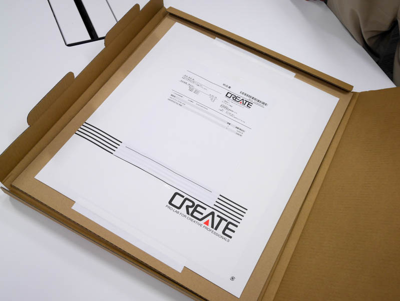 待望のプリントが到着。しっかりした梱包で送られてきた。