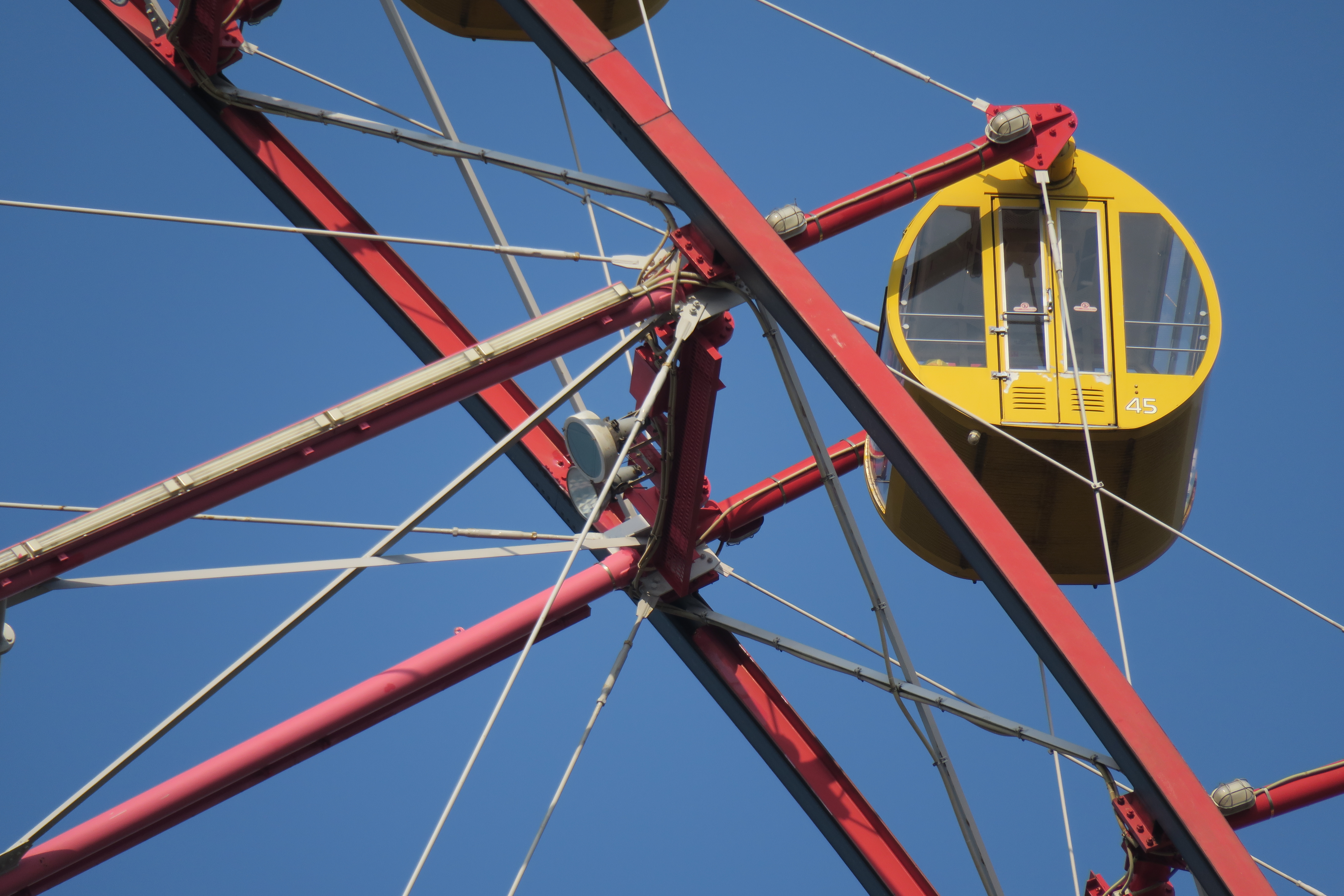 ズームテレ端（600mm相当）