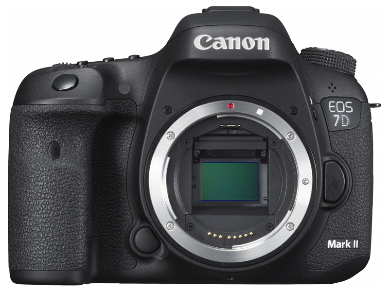 EOS 7D Mark II。発売は2014年10月30日。価格はオープン。