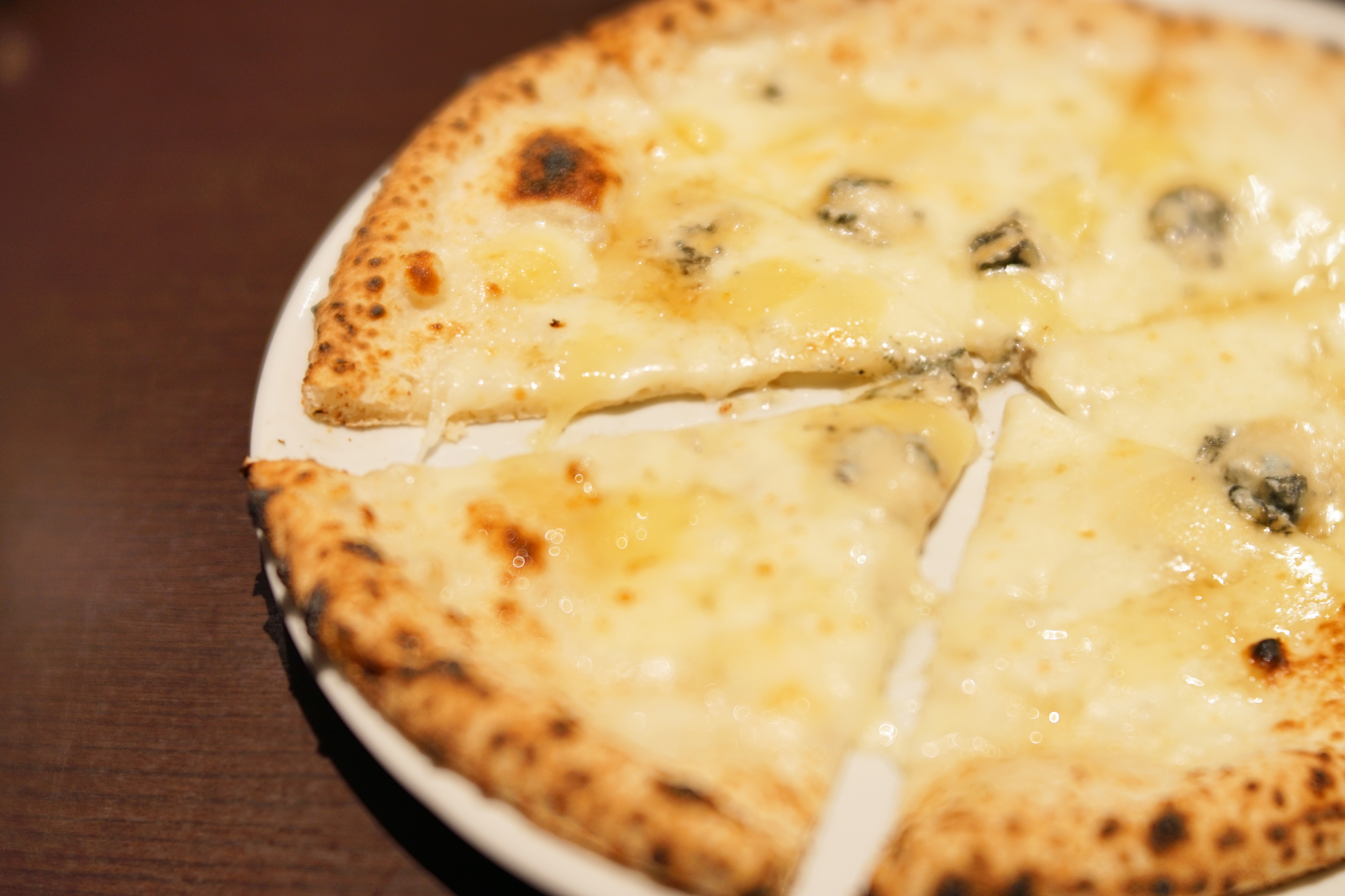 α7 II / レンズベビー Velvet 56 / F2 / 1/40秒 / 0EV / ISO250 / 56mm / クリエイティブスタイル：ニュートラル（コントラスト+1、彩度+2、シャープ+2）