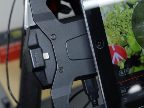 Manfrotto DIGITAL DIRECTOR iPad Air2用 iPad Airでカメラを直感的に操作「Digital Director」 - AV Watch