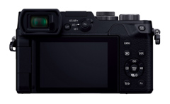 パナソニック、“レンズ内+ボディ内”手ブレ補正の「LUMIX GX8