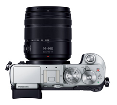 パナソニック、“レンズ内+ボディ内”手ブレ補正の「LUMIX GX8