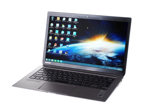 スマホの思い出大量バックアップ／ZOOM／事務仕事などに✨カメラ付ノートパソコン スマホの思い出大量バックアップ／ZOOM／事務仕事などに✨カメラ付